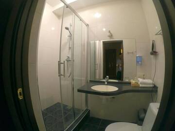 Фото номера Стандартный двухместный номер с 1 кроватью Отель Hotel Lavilia г. Киев 8