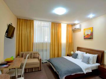 Фото номера Двухместный номер с 1 кроватью Отель Golden Gate Inn г. Киев 4