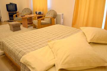Фото номера Апартаменты: Михайловский переулок, 9а Апартаменты Grata Apartments - Kiev г. Киев 12