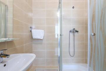 Фото номера Апартаменты с 1 спальней: Михайловский переулок 9а Апартаменты Grata Apartments - Kiev г. Киев 3