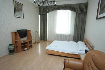 Фото номера Апартаменты с балконом – Sofiivska Street 4 Апартаменты Real Home Apartments in Kiev Center г. Киев 2