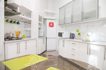 Фото номера Апартаменты с 2 спальнями - улица Костельная, 3 Апартаменты Real Home Apartments in Kiev Center г. Киев 5