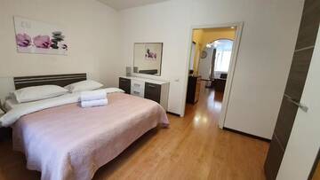 Фото номера Апартаменты Апартаменты Real Home Apartments in Kiev Center г. Киев 2