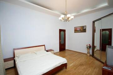 Фото номера Апартаменты с 2 спальнями — ул. Рейтарская, 29 Апартаменты Real Home Apartments in Kiev Center г. Киев 8