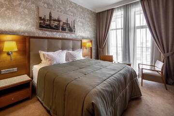 Фото номера Полулюкс Отель CITYHOTEL г. Киев 3