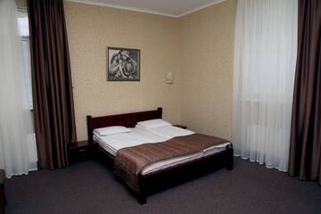 Фото номера Полулюкс Отель irisHotels г. Киев 12
