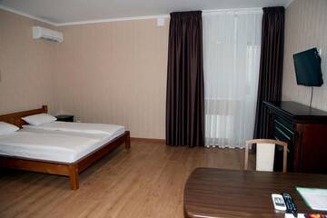 Фото номера Полулюкс Отель irisHotels г. Киев 13