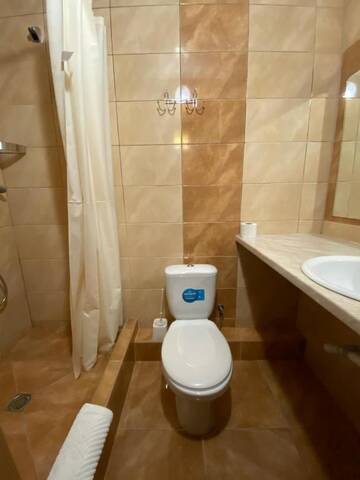 Фото номера Стандартный двухместный номер с 2 отдельными кроватями Отель irisHotels г. Киев 7