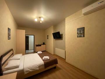 Фото номера Улучшенный двухместный номер Делюкс с 1 кроватью Отель irisHotels г. Киев 3