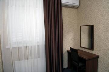Фото номера Полулюкс Отель irisHotels г. Киев 10