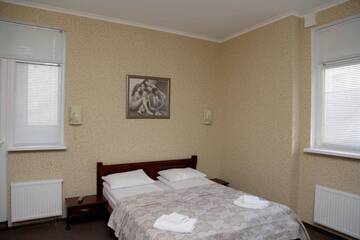 Фото номера Полулюкс Отель irisHotels г. Киев 5
