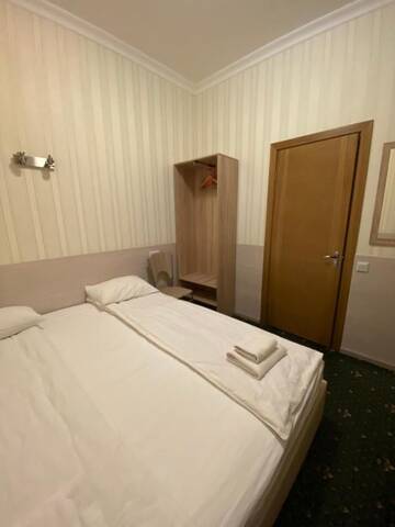 Фото номера Улучшенный двухместный номер с 1 кроватью и без окон Отель irisHotels г. Киев 5