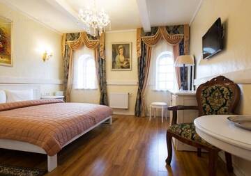 Фото номера Улучшенный двухместный номер с 1 кроватью Отель Hotel Fortetsya Hetmana г. Киев 6