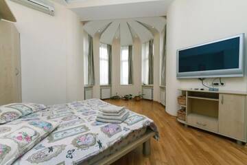 Фото номера Апартаменты с 2 спальнями Апартаменты Khreschatyk Apartments г. Киев 8