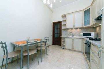 Фото номера Апартаменты с 2 спальнями Апартаменты Khreschatyk Apartments г. Киев 15
