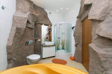 Фото номера Апартаменты с 2 спальнями Апартаменты Khreschatyk Apartments г. Киев 11
