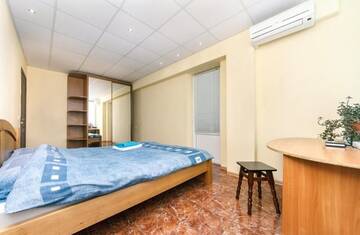 Фото номера Апартаменты &quot;Business&quot; с 3 спальнями Апартаменты Khreschatyk Apartments г. Киев 15