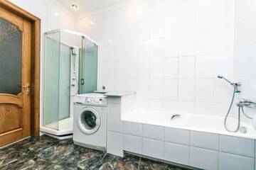 Фото номера Апартаменты с 2 спальнями Апартаменты Khreschatyk Apartments г. Киев 39