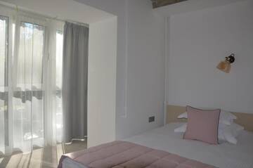 Фото номера Двухместный номер «Комфорт» с 1 кроватью Отель StanGret Hotel г. Киев 6