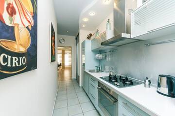 Фото номера Улучшенные апартаменты с 1 спальней Апартаменты Baseina Apartments г. Киев 19