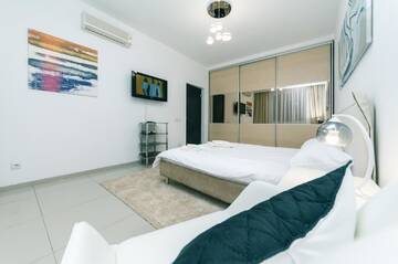 Фото номера Улучшенные апартаменты с 1 спальней Апартаменты Baseina Apartments г. Киев 14