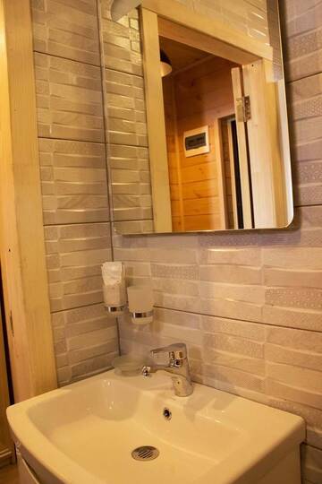 Фото номера Люкс с видом на реку Мини-отель Mini Hotel Fregat г. Киев 6