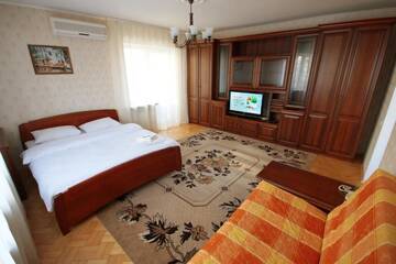 Фото номера Апартаменты - ул. Ивана Франко, 8/10 Апартаменты Inn Home Apartments in Kiev Center г. Киев 2
