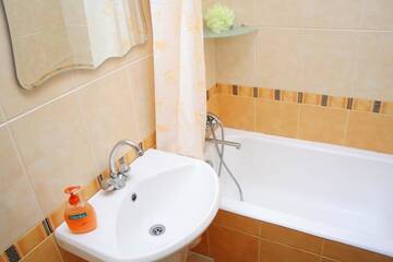 Фото номера Апартаменты - ул. Ивана Франко, 8/10 Апартаменты Inn Home Apartments in Kiev Center г. Киев 5