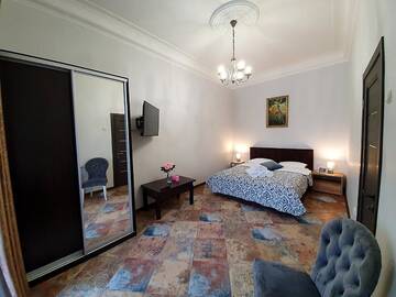 Фото номера Апартаменты с 2 спальнями - ул. Софиевская, 1 Апартаменты Inn Home Apartments in Kiev Center г. Киев 7