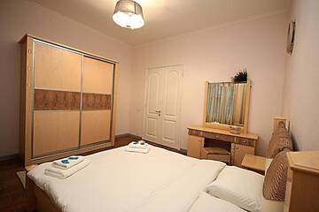 Фото номера Апартаменты с 2 спальнями - Костельная, 6 Апартаменты Inn Home Apartments in Kiev Center г. Киев 8
