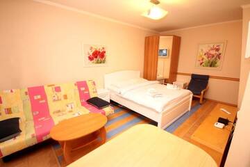 Фото номера Номер-студио - улица Ивана Франко, 8а Апартаменты Inn Home Apartments in Kiev Center г. Киев 3