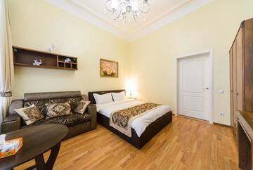 Фото номера Улучшенные апартаменты - Malazhytomyrska, 3 Апартаменты Kiev Centre Apartments г. Киев 3