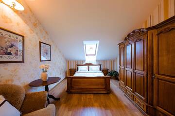 Фото номера Апартаменты с 2 спальнями Апартаменты Luxury Central Apartments г. Киев 11