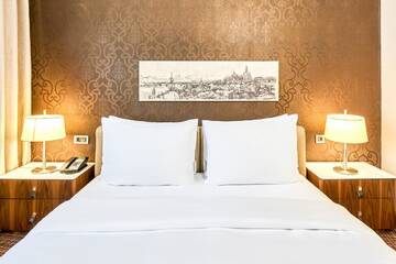 Фото номера Двухместный номер «Премиум» с 1 кроватью Отель Radisson Blu Hotel, Kyiv Podil City Centre г. Киев 4