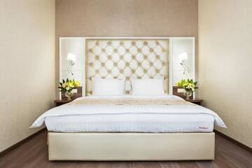 Фото номера Люкс Отель BonApart Hotel г. Киев 12
