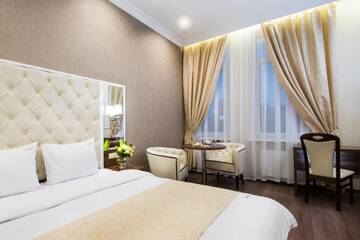 Фото номера Полулюкс Отель BonApart Hotel г. Киев 5
