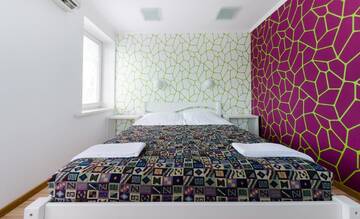 Фото номера Люкс с видом на город Хостелы Hostel Veselka - Key2Gates г. Киев 4