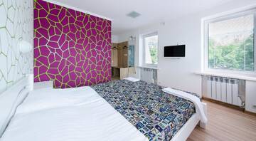 Фото номера Люкс с видом на город Хостелы Hostel Veselka - Key2Gates г. Киев 5