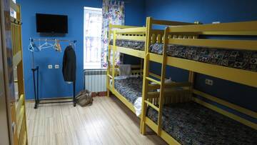 Фото номера Кровать в общем 8-местном номере для мужчин и женщин Хостелы Hostel Veselka - Key2Gates г. Киев 4