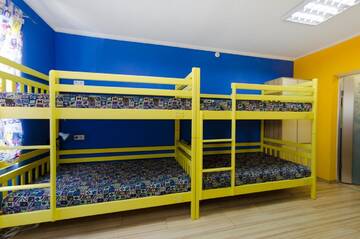 Фото номера Кровать в общем 8-местном номере для мужчин и женщин Хостелы Hostel Veselka - Key2Gates г. Киев 5