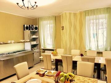 Фото номера Четырехместный номер эконом-класса Отель Hotel Lime г. Киев 14