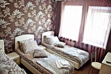 Фото номера Двухместный номер эконом-класса с 2 отдельными кроватями Отель Hotel Lime г. Киев 3