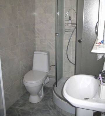 Фото номера Двухместный номер с 2 отдельными кроватями и ванной комнатой Отель Hotel Lime г. Киев 8