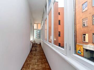 Фото номера Улучшенные апартаменты - Малая Житомирская, 5 Апартаменты Be My Guest - Apartments for trips г. Киев 8
