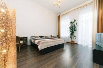 Фото номера Апартаменты с балконом - ул. Бассейная, 12 Апартаменты KievHall Apartments г. Киев 2