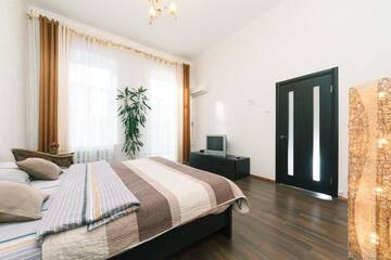 Фото номера Апартаменты с балконом - ул. Бассейная, 12 Апартаменты KievHall Apartments г. Киев 4