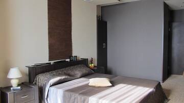 Фото номера Улучшенный полулюкс Апарт-отели VS Apartments г. Киев 5