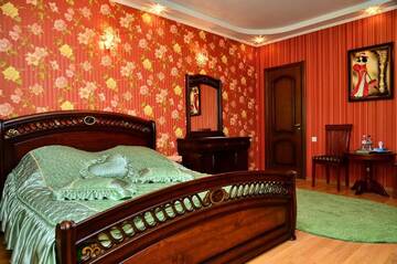 Фото номера Полулюкс Отель naDobu Hotel Poznyaki г. Киев 5