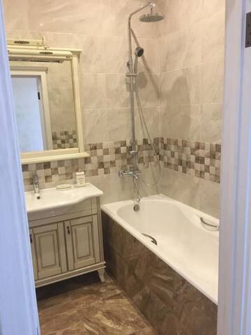 Фото номера Апартаменты с 1 спальней Апартаменты Kiev Lypki Luxury Apartments г. Киев 9
