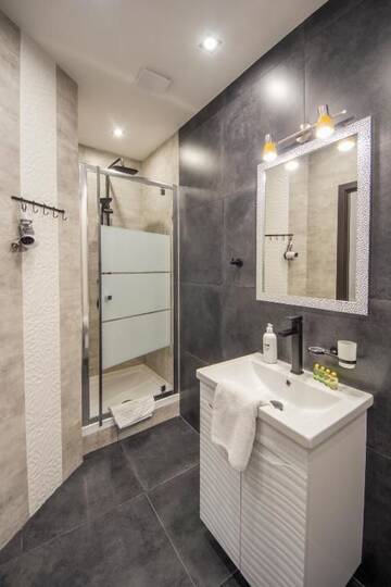 Фото номера Апартаменты - Baseina 10 Апартаменты DayFlat Apartments г. Киев 7